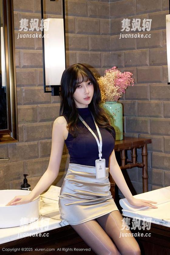 秀人网-林文文 秀人网 - 林文文的奶牛写真:不只是草原上的一抹绿