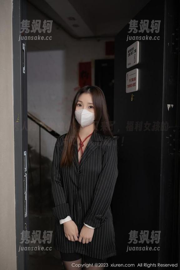 秀人网-柚柚小奶瓶 秀人网 - 柚柚小奶瓶又来了,福利女孩的图片又让人心动了!