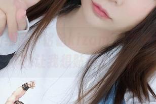 壁纸新维度！铭铭kizami少女的美图，真的让我想贴满整面墙。