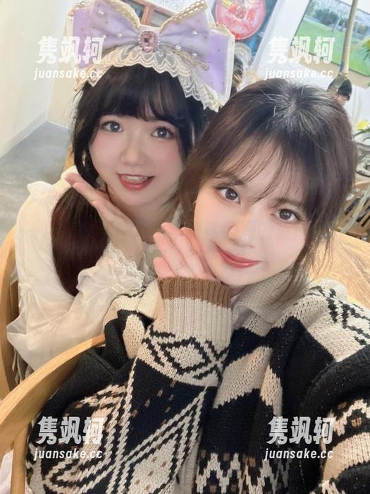 闪月半 一口气收藏!闪月半和涉谷凛的美图堪称壁纸界的双子星!