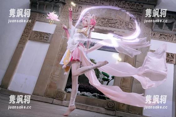 露儿大魔王 这是露儿大魔王的菲欧娜作品集?下载以后我对生活的想法都变了!