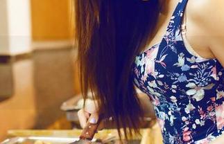 青豆客 – 图库里的梦娜Vanessa校服，分享你错过的那些小细节