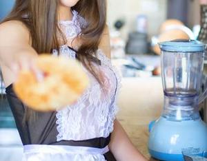 青豆客 – 图包里的美脚：汪佩妮Penny的尴尬瞬间和完美瞬间