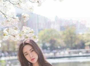 魅妍社 – 斯戴媛Amy的蕾丝图册：一场关于温柔与欲望的邂逅
