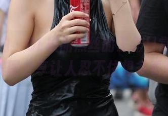 魔镜街拍 – OL极品黑丝的工作日常，婷婷的美图分享让人忍不住想多看几眼
